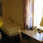 Otel Loens Garni 3*