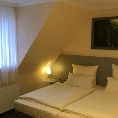 Hotel Loens Garni Garbsen